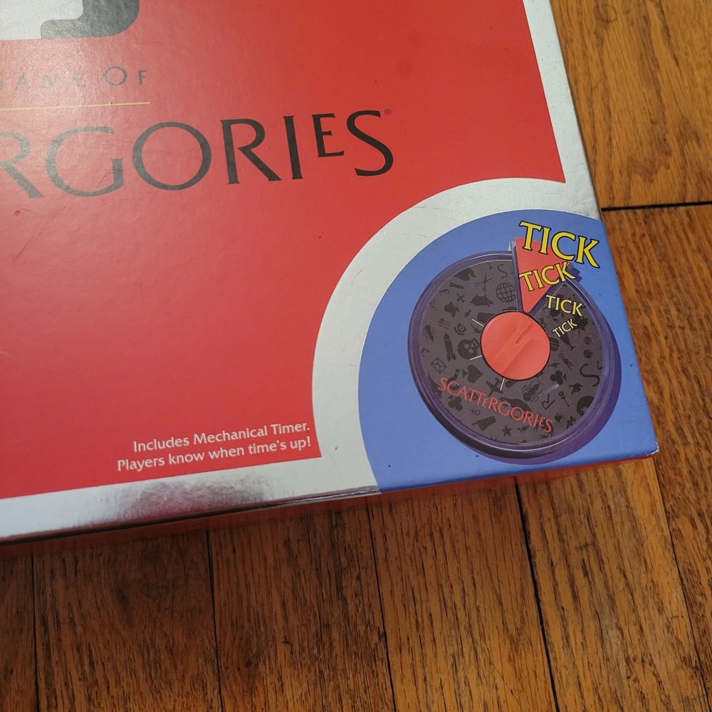 Scattergories 30th Anniversary COMPLETE Board Game 2021 Retro Family Night Gift - Picture 6 of 10